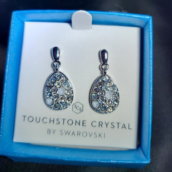 NIB Swarovski Crystal Aspen Earrings - Picture 2 of 3